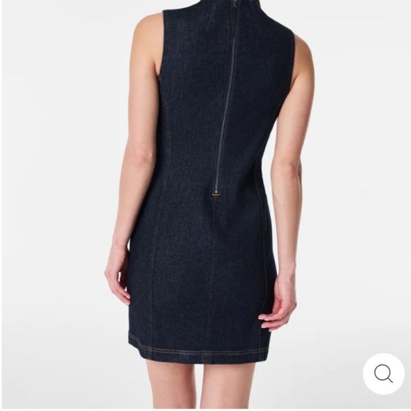 Spanx Rawin Denim Seamed Shift Dress size small - Picture 2 of 10